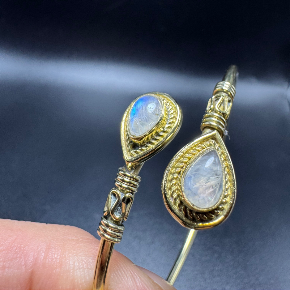 Bracelet indien doré pierre de lune
