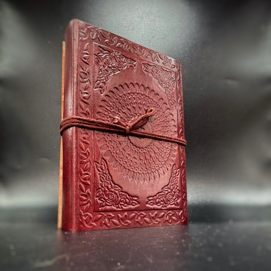 Carnet en cuir fait main motif dragon – Artisanat d’Inde