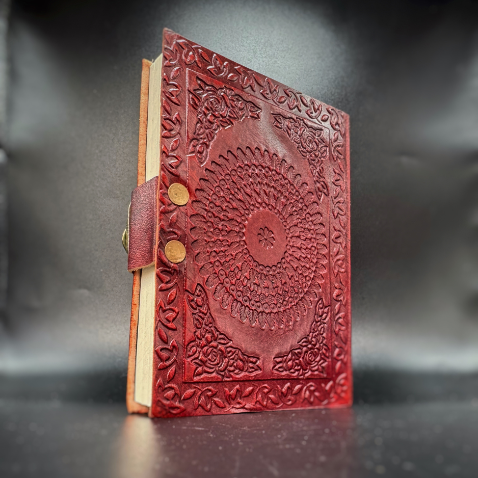 Carnet en cuir fait main motif hibou – Artisanat d’Inde